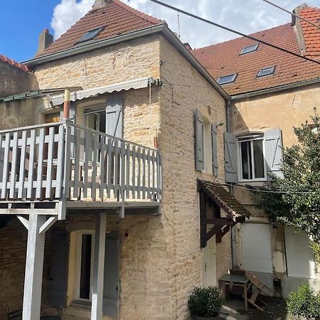 Agreable Gite Au Coeur Du Centre Ville 4 Personnes Chagny  Exterior photo