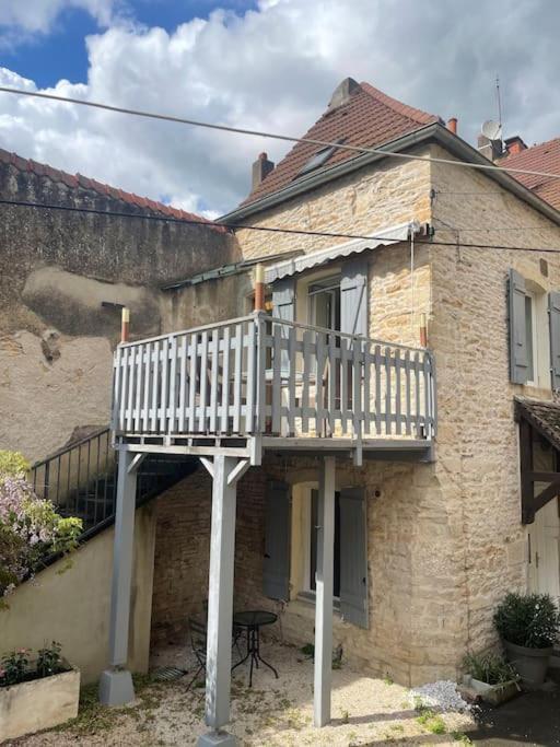 Agreable Gite Au Coeur Du Centre Ville 4 Personnes Chagny  Exterior photo